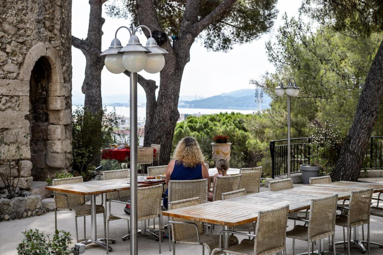 Hotel Saint Roch Martigues Exterior foto
