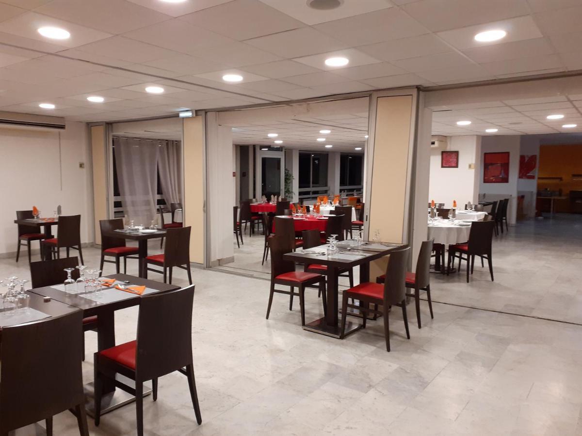 Hotel Saint Roch Martigues Exterior foto