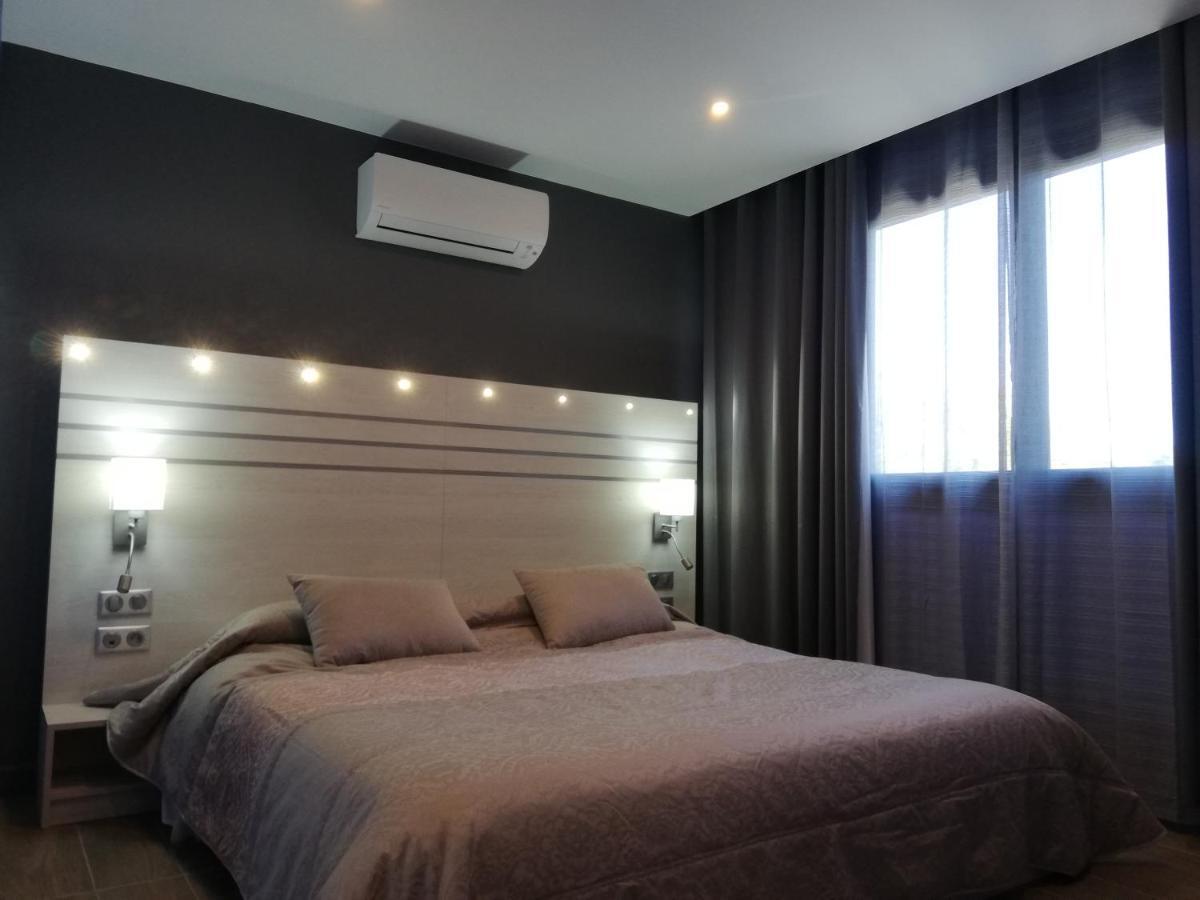 Hotel Saint Roch Martigues Exterior foto